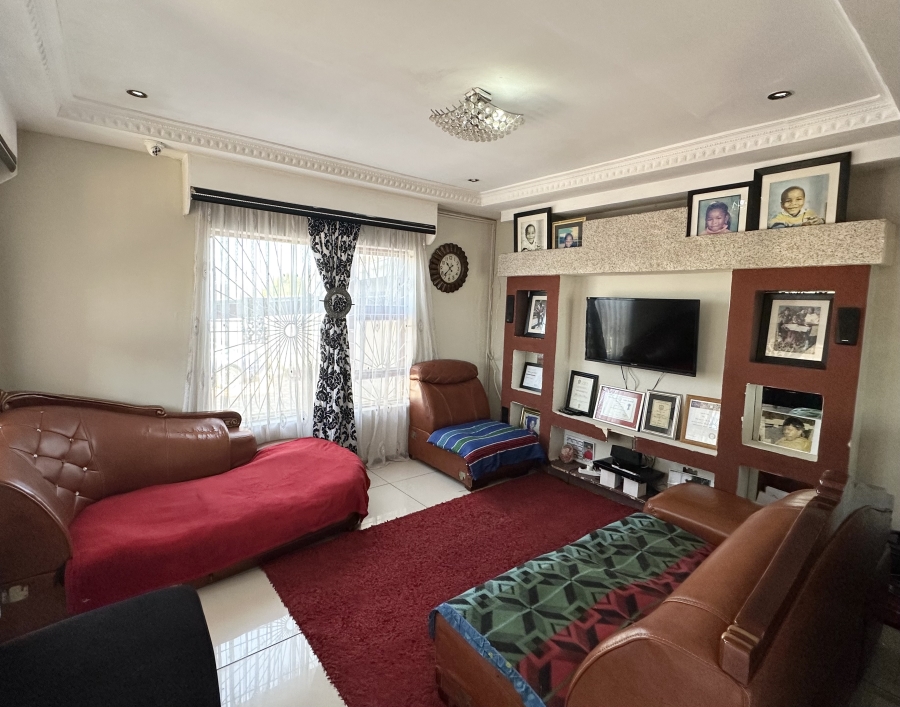 3 Bedroom Property for Sale in Northcrest Eastern Cape